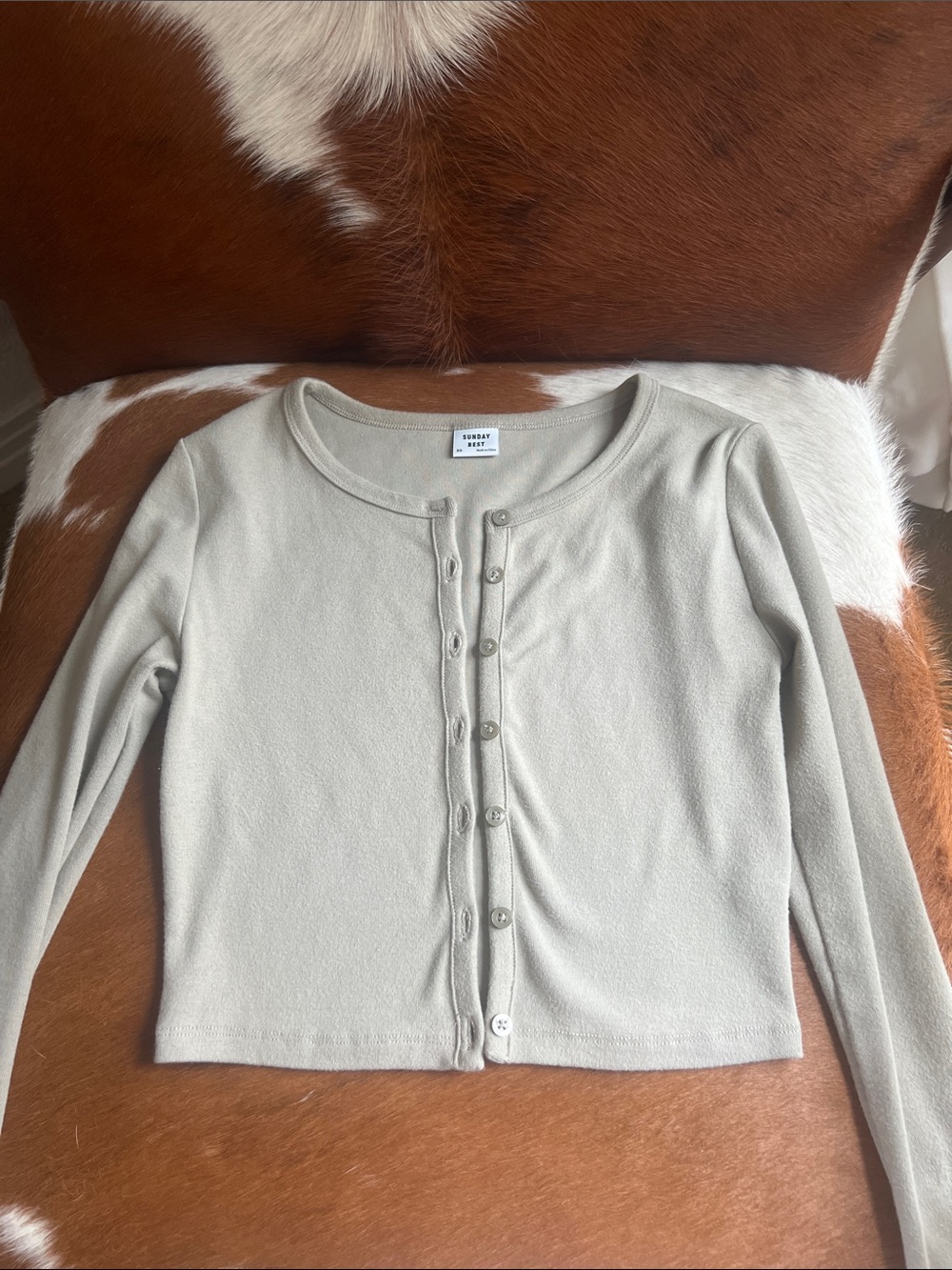 Aritiza Sunday Best Light Sage Green Button-Front Long Sleeve Cropped Cardigan